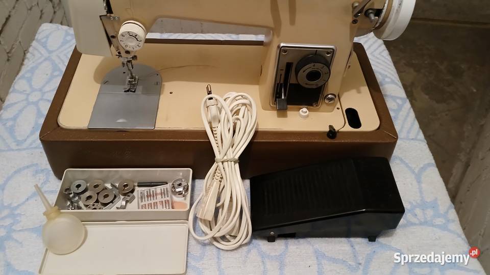 Sprzedam maszynę do szycia Łucznik 451 Dom i Ogród Zgierz