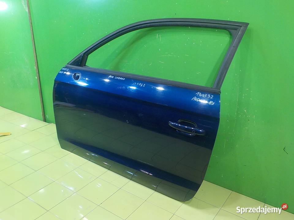 AUDI A1 8X 12 TFSI 11r 3D drzwi lewe przod osobowe Suków