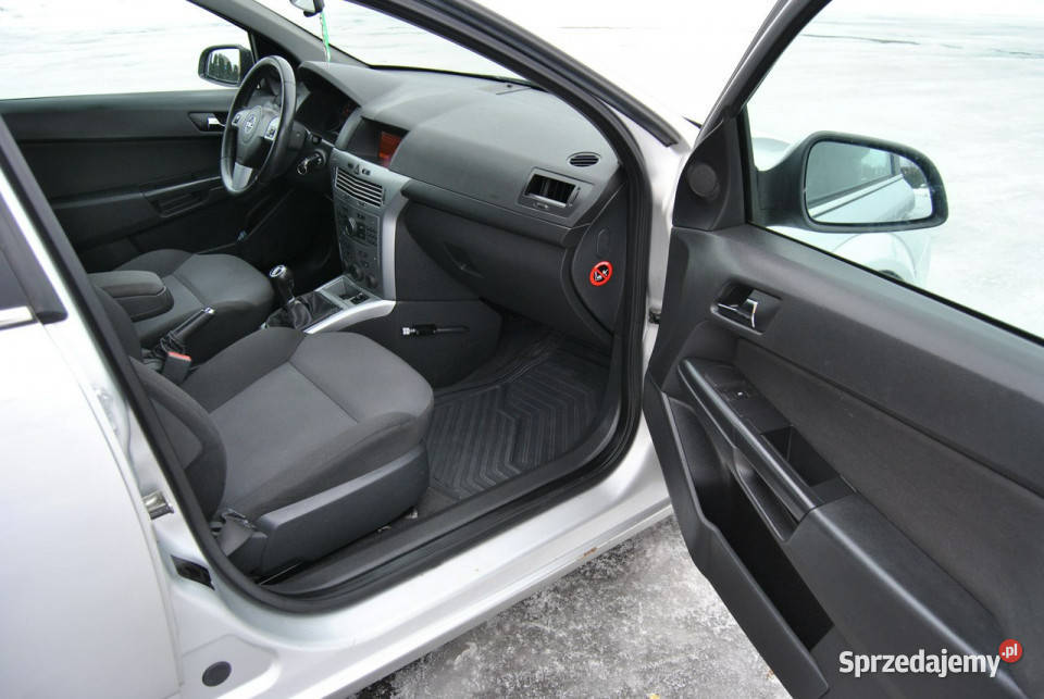 Opel Astra Zarejestrowany ważne opłaty