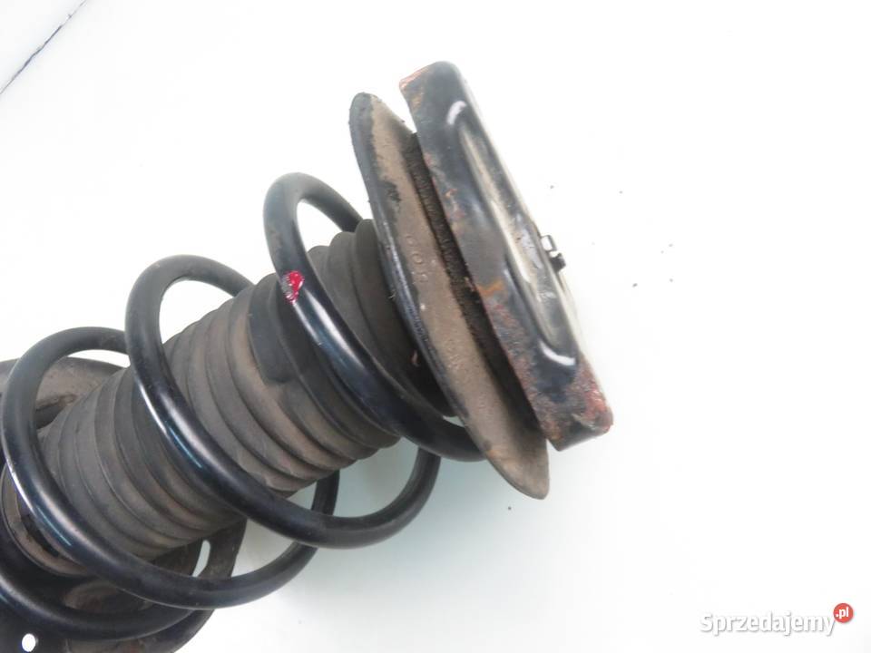 MCPERSON PRAWY PRZEDNI MERCEDES S204 C 200 CDI