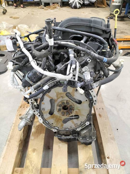 SILNIK KOMPLETNY BENZYNA P68233205AF 36 V6