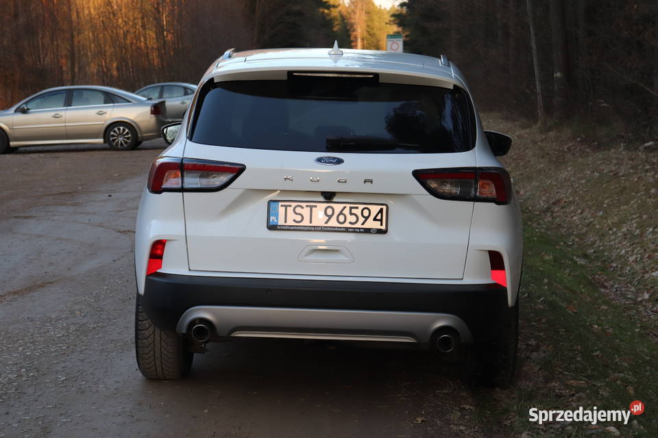 Ford Kuga model 2022r TDCI asystent parkowania Starachowice