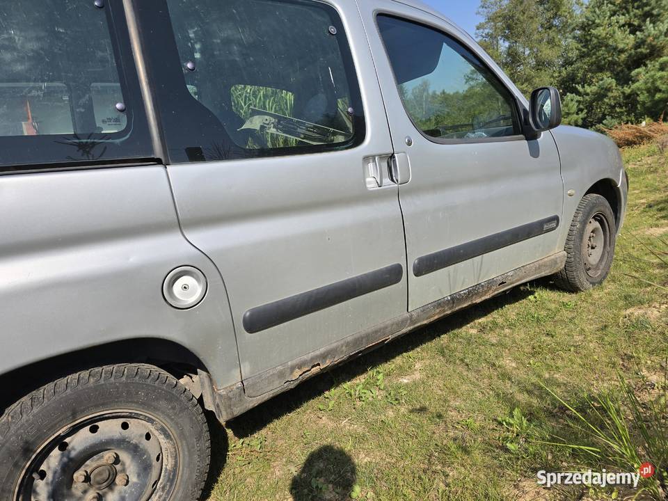 Citroen berlingo 20 hdi Majdan Krzywski