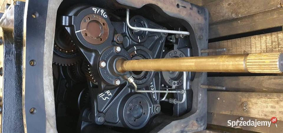SKRZYNIA BIEGÓW HOLLAND T8320 TRANSMISSION Pozostałe Lipno