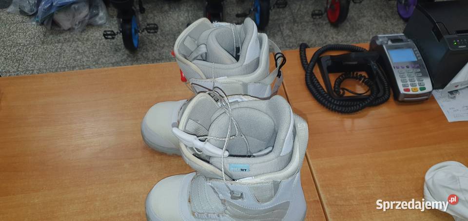 Buty snowboardowe BURTON rozmiar 39 sprzedam