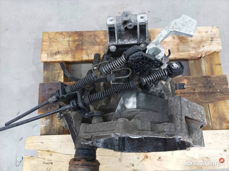 SKRZYNIA BIEGÓW JHU 14 16V VW Volkswagen Golf V