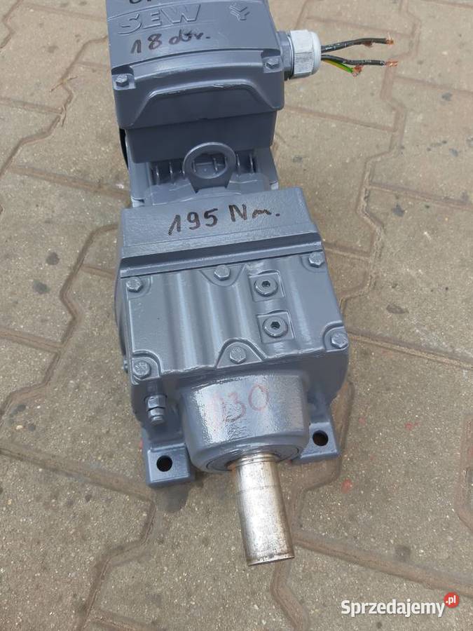 Motoreduktor 037 kW18 obr Leszno sprzedam