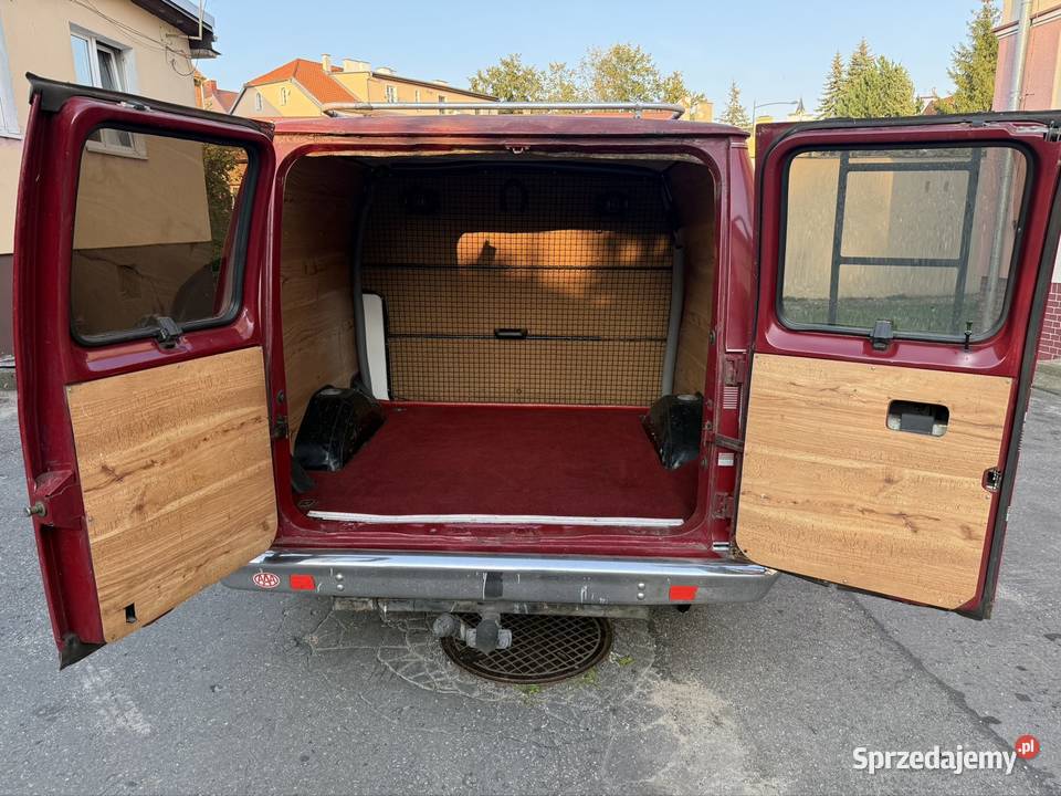 FORD ECONOLINE E 150 zadbany webasto tempomat Rok produkcji 1989 Lidzbark Warmiński