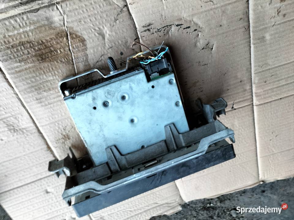 Konsola środkowa Radio BMW 5 E39 514581841599 Kamień-Kolonia