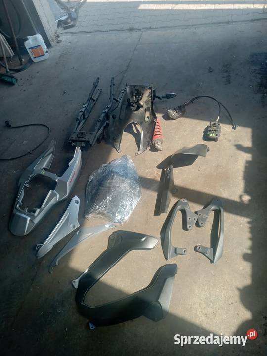 Triumph Tiger sport 1050 części różne szyba mazowieckie Radom