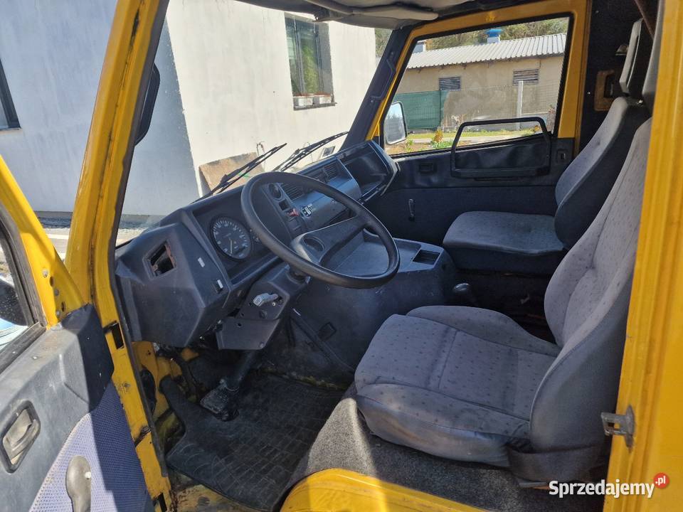 Mercedes MB100 24d Auto Lawetadrugi na części Niestępowo