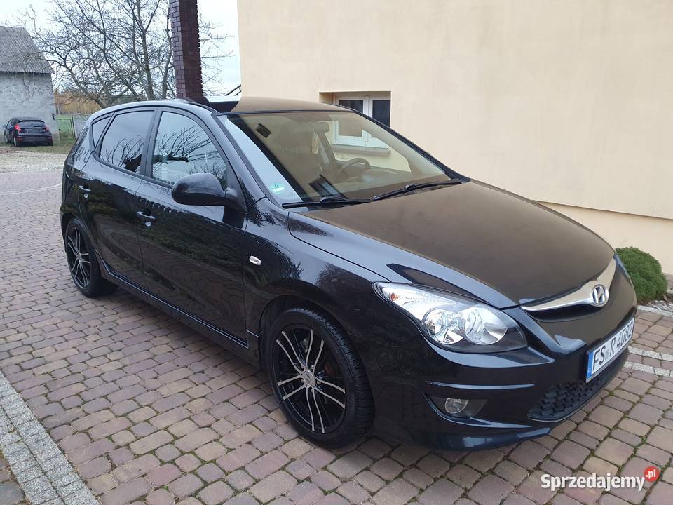 OKAZJA Hyundai i30 14109 benzyna Zarejestrowany przyciemniane szyby łódzkie