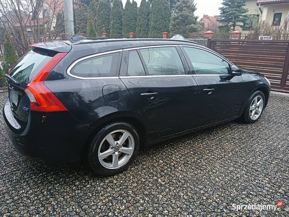 volvo v60 2011 d3 163 CD Niepołomice