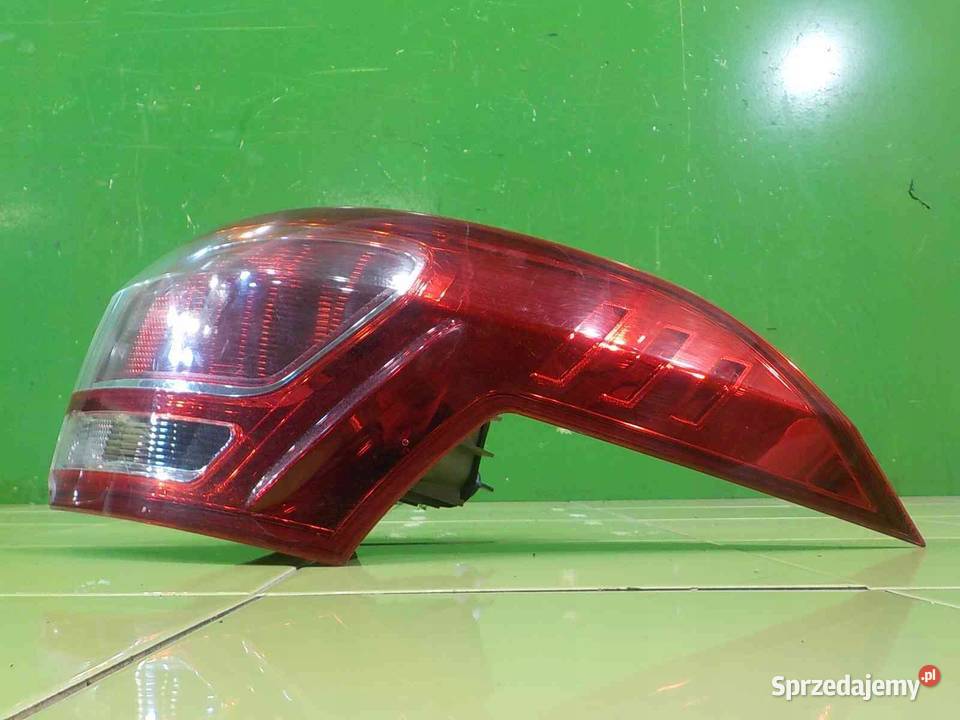 FORD B 1217 5D lampa prawa tyl AV1113404AG Suków