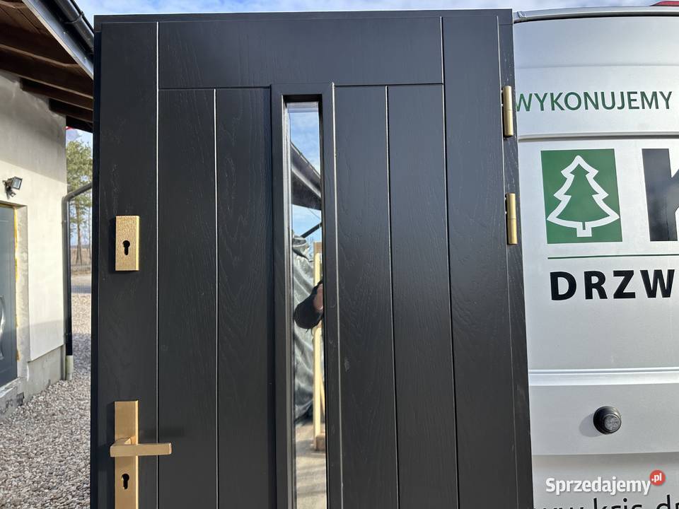 Drzwi zewnętrze drewniane czarne 9017 CAŁA Dom i Ogród kujawsko-pomorskie Grzybno