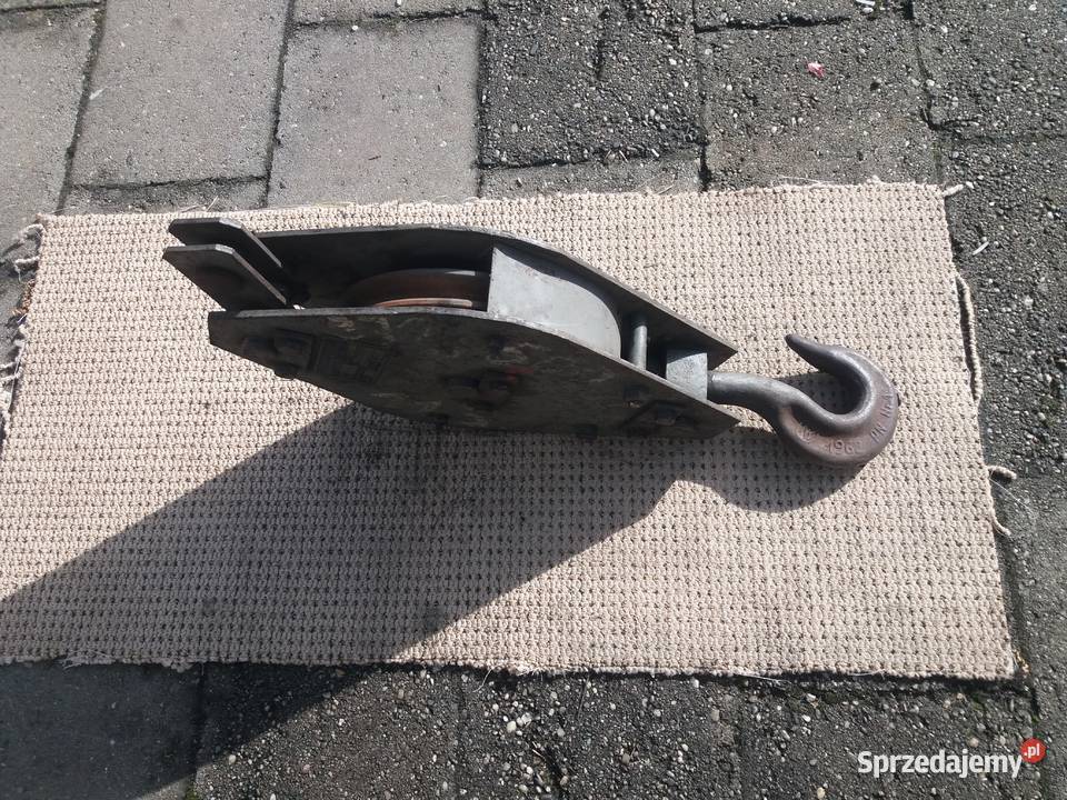 zblocze prod 1970 udźwig 1000 nieuszkodzony sprzedam