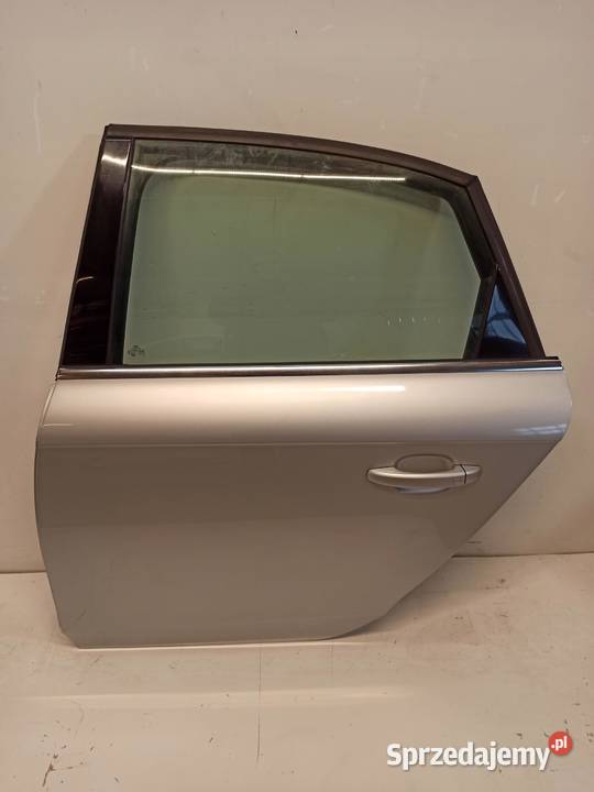 AUDI A4 B8 DRZWI LEWY TYŁ SEDAN X7W LX7W