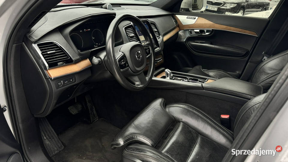 Volvo XC 90 światła LED Samochody osobowe Gdynia sprzedam