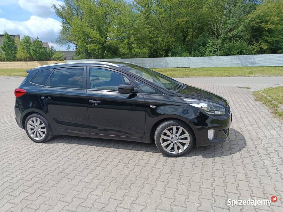 Kia carens 17CRDI 2015
