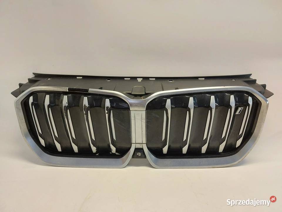 BMW iX1 X1 U11 Grill atrapa przód MPakiet