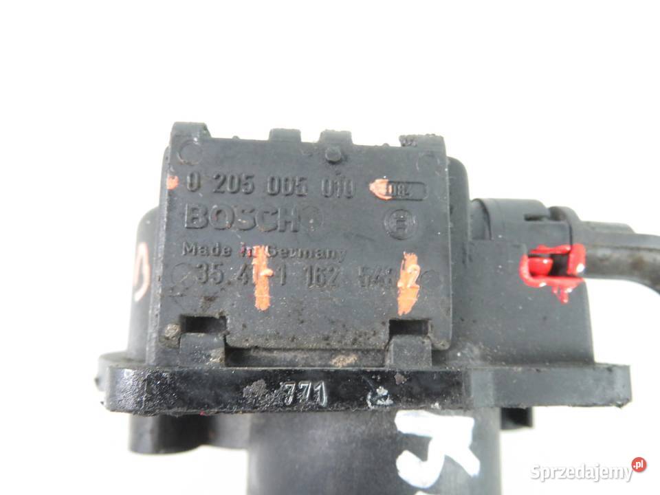 POTENCJOMETR GAZU BMW 5 E39 520 020551010