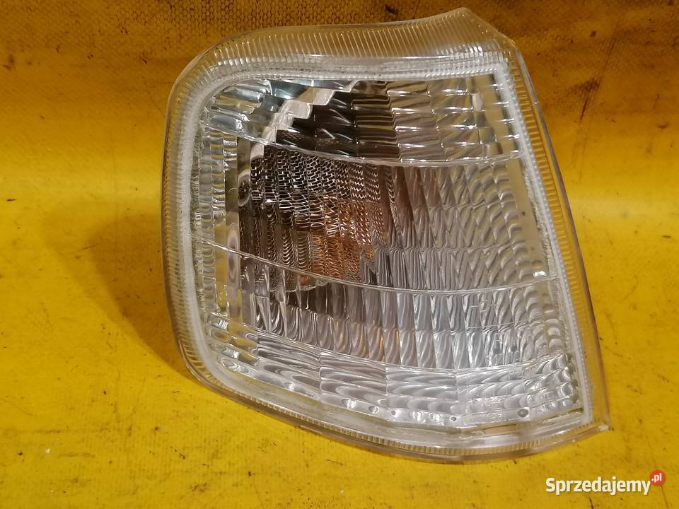 kierunkowskaz prawy nowy Peugeot 405 r8796 Piotrków Trybunalski
