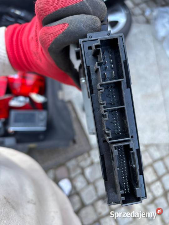 Prawy przedni silniczek szyby audi a4b6b7 Świątniki Górne