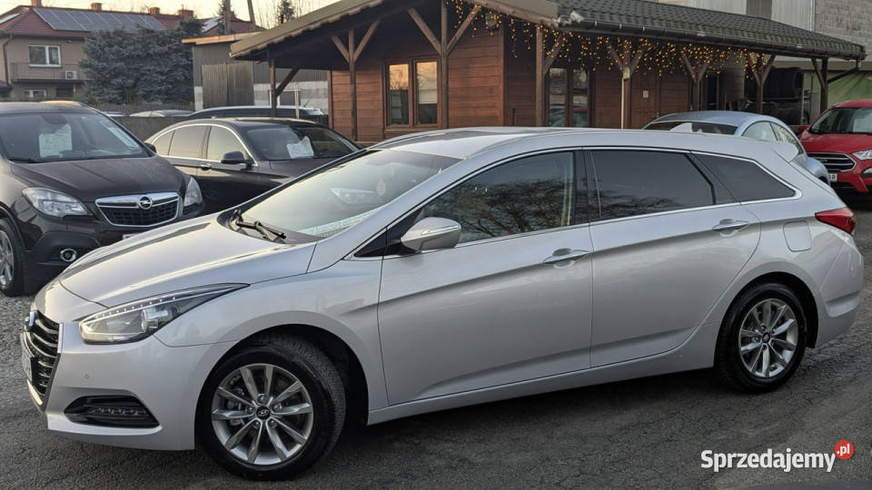 Hyundai i40 17CRDi116OPŁACONY Bezwypadkowy przyciemniane szyby i40 Częstochowa