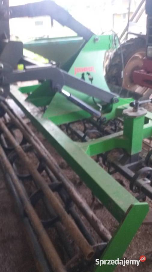 Agregat uprawowo siewny Rolnictwo Wiszenki