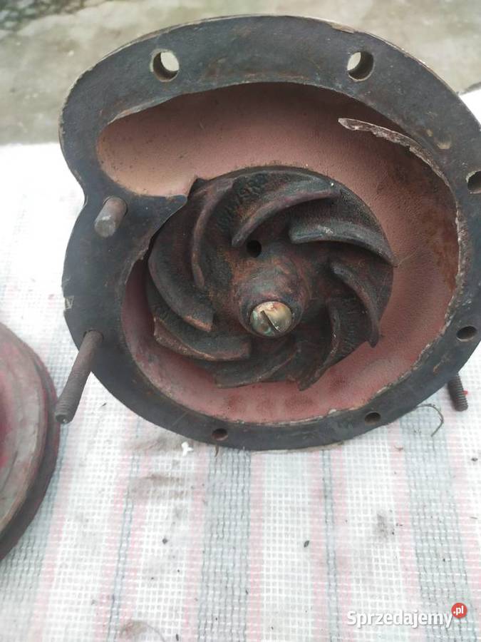 Pompa wody CASE International Ostrowiec Świętokrzyski sprzedam