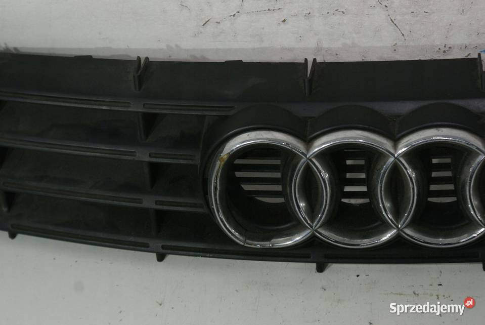 AUDI A8 D2 9902 GRILL ATRAPA KRATKA MASKI LIFT osobowe Przemęt