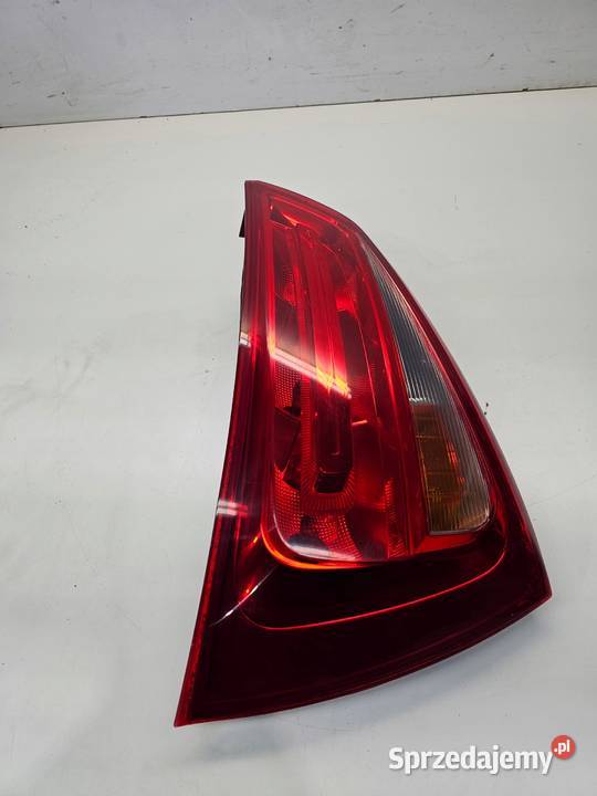 LAMPA LEWY TYŁ W KLAPĘ AUDI A1 8X3 8X0945093 osobowe Lampy tylne sprzedam