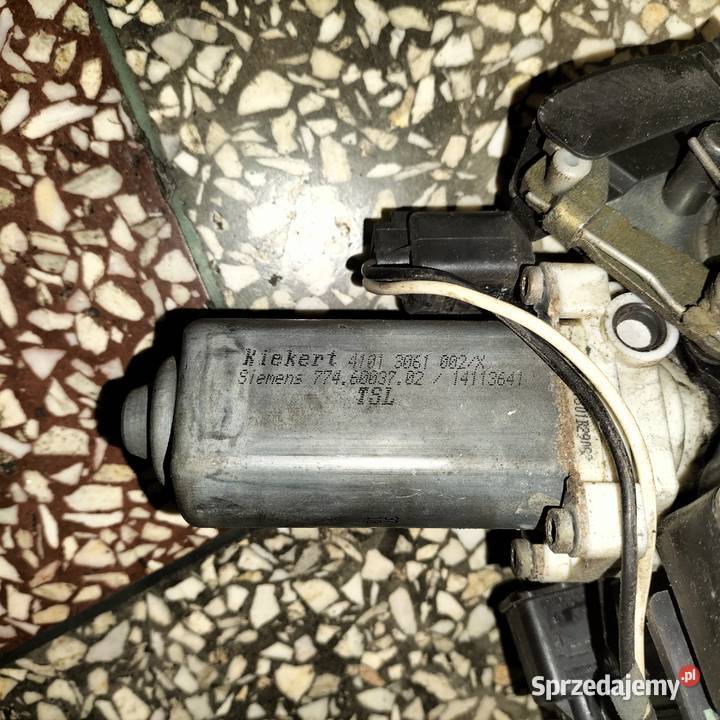 Zamek drzwi lewy przód BMW E65 E66 SOFT CLOSE Poręba sprzedam