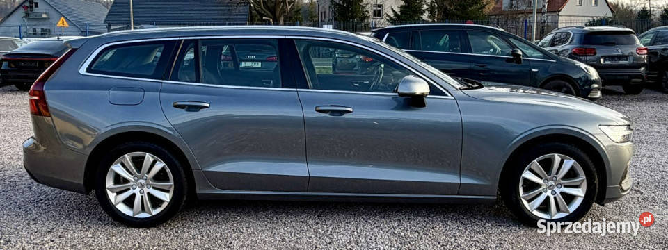 Volvo V60 AWD4x4Salon FVAT II 2018 gniazdo AUX Kamienna Góra