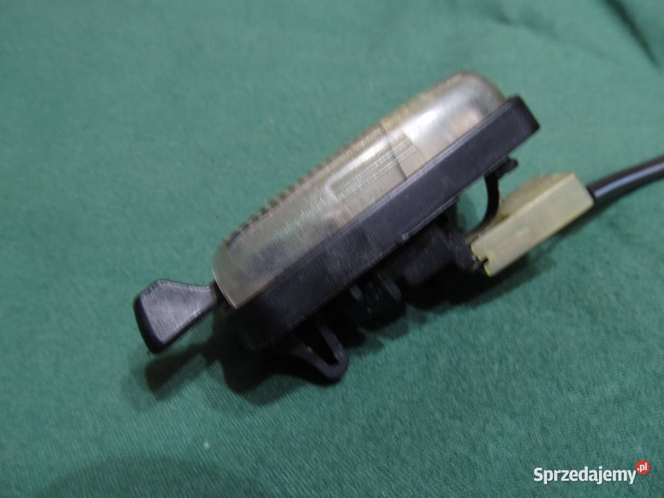 Audi 80 B4 Lampka oświetlenia komory silnika lubelskie Radzyń Podlaski