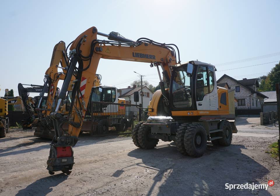 Koparka kołowa Liebherr A918 Compact 2013 Jeziorko sprzedam