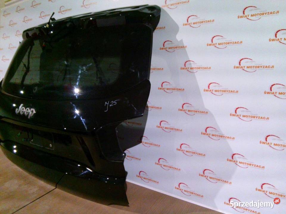 JEEP AVENGER 24r klapa tył Kielce