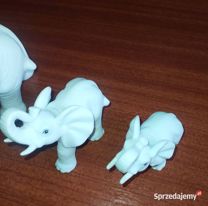 Porcelanowe słonie Zestaw trzech ozdobnych Bytom