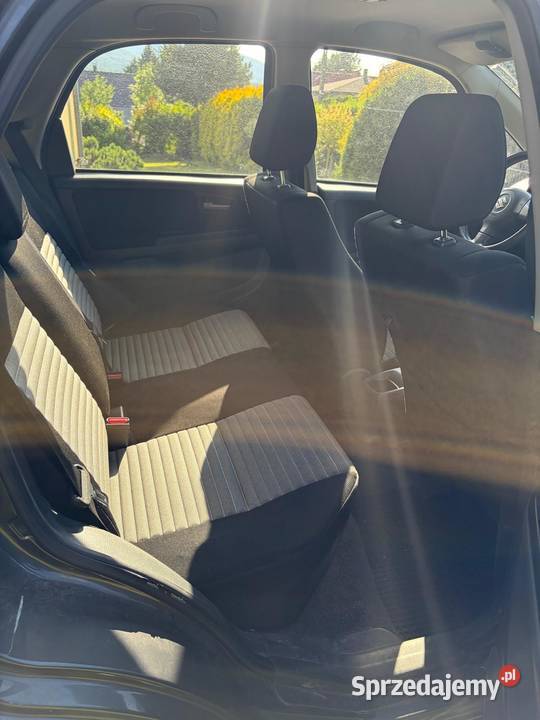 Suzuki SX4 LPG salonu w 1 rodzinie SX4 śląskie