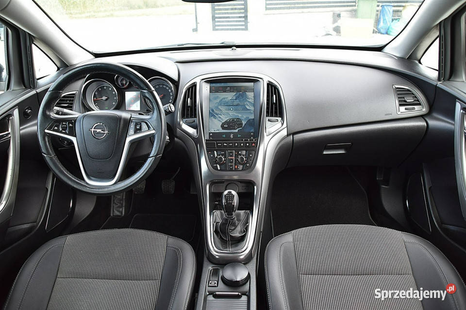 Opel Astra 14T 120 Cosmo Półskóra Navi Gwarancja mazowieckie Nowe Kucice