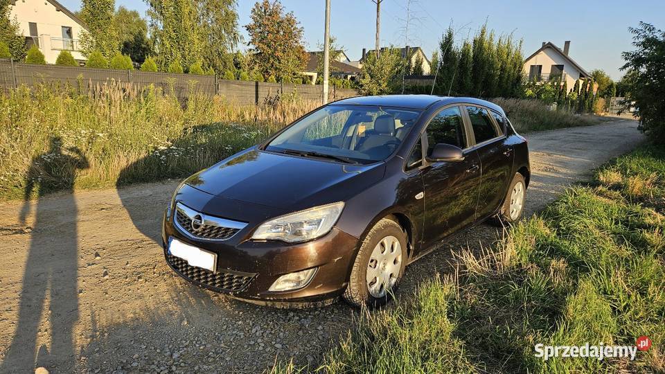 Opel Astra J brązowy 16 benzyna wersja bez śląskie Częstochowa