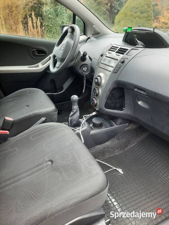 Toyota Yaris 10 Terra AC małopolskie sprzedam