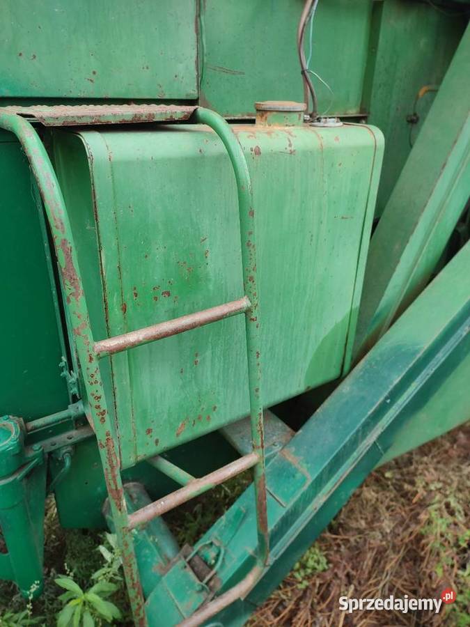 John Deere 330 na części Dąbrówka Mała