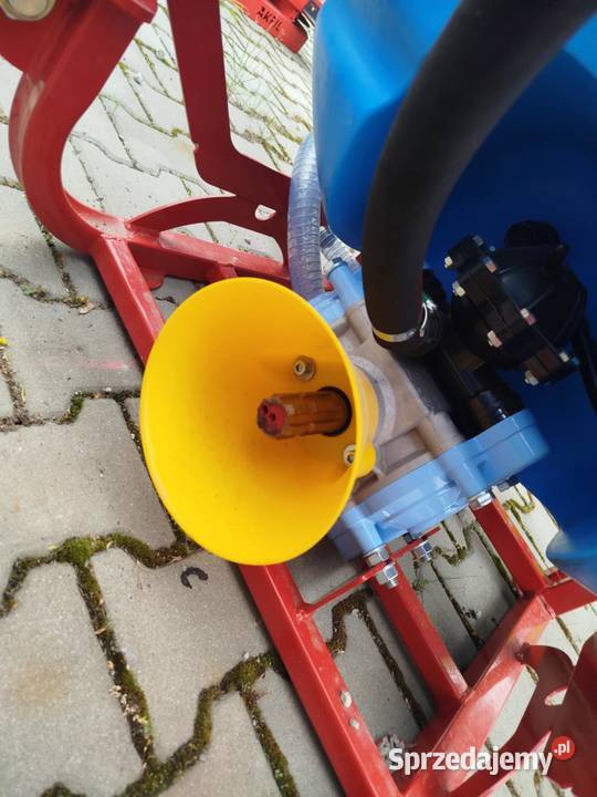Opryskiwacz rolniczy zawieszany Biardzki