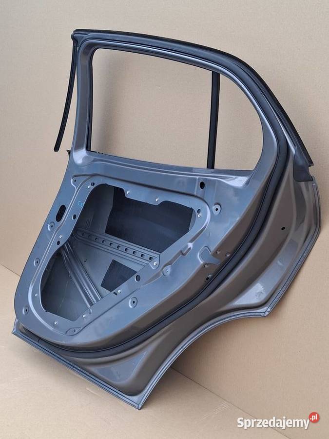 MERCEDES GLA W156 X156 DRZWI PRAWY TYŁ PRAWE osobowe Bieleń