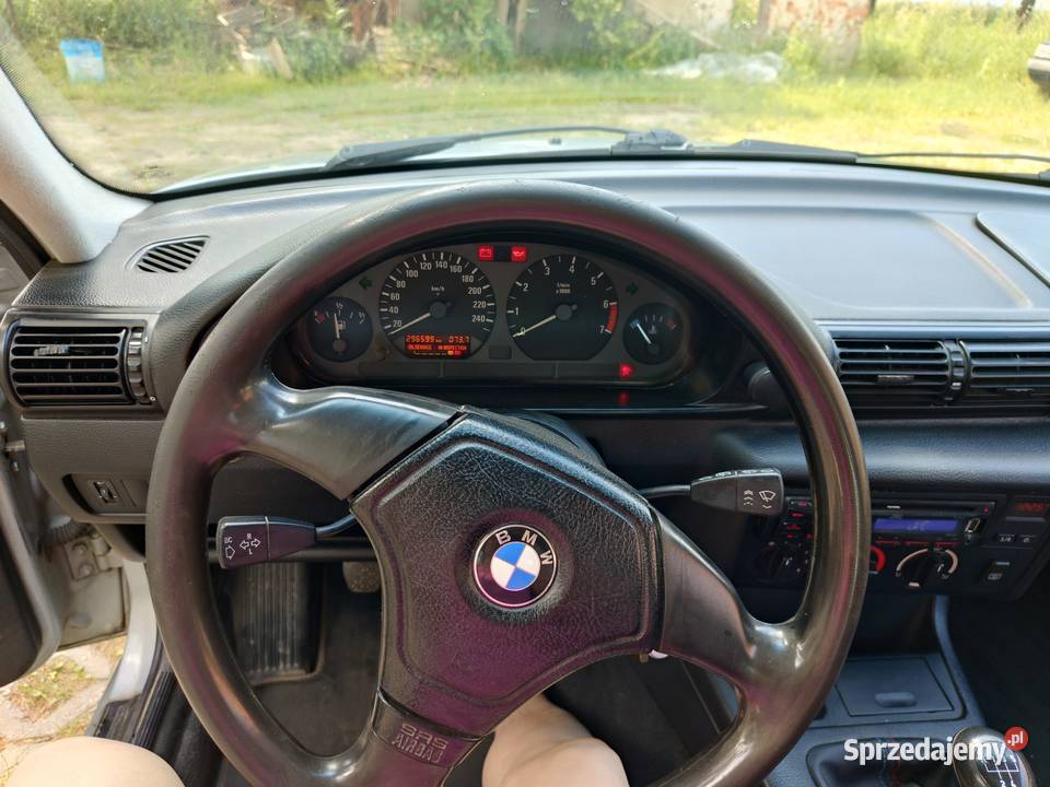 BMW E36 compact 96 16 benzyna manualna warmińsko-mazurskie Olsztyn