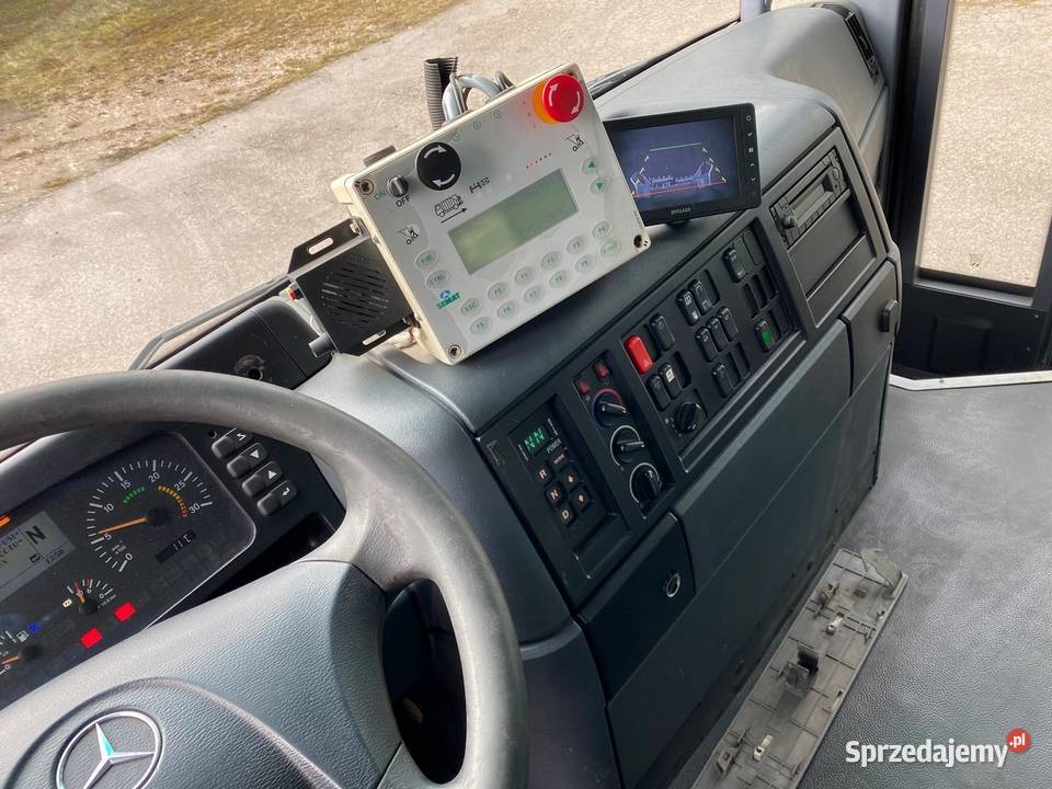 Mercedes Econic 1829 śmieciarka SEMAT Zoeller Nowiny