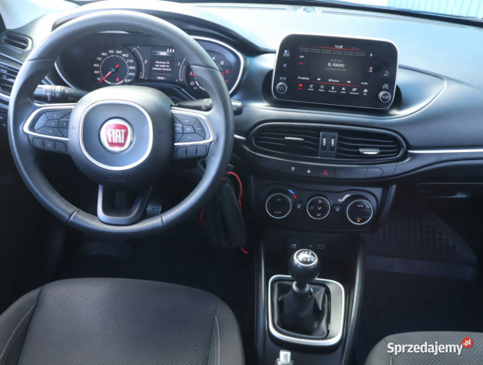 Fiat Tipo 14 16V światła przeciwmgielne