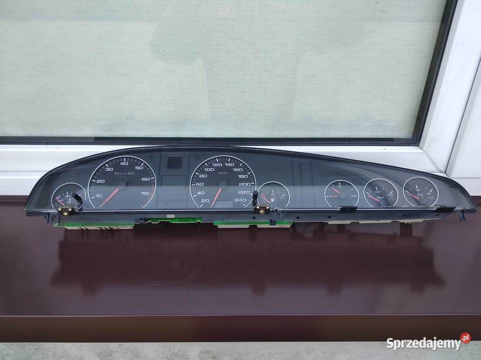 Audi A6 C4 licznik zegary prędkościomierz Sieradz sprzedam