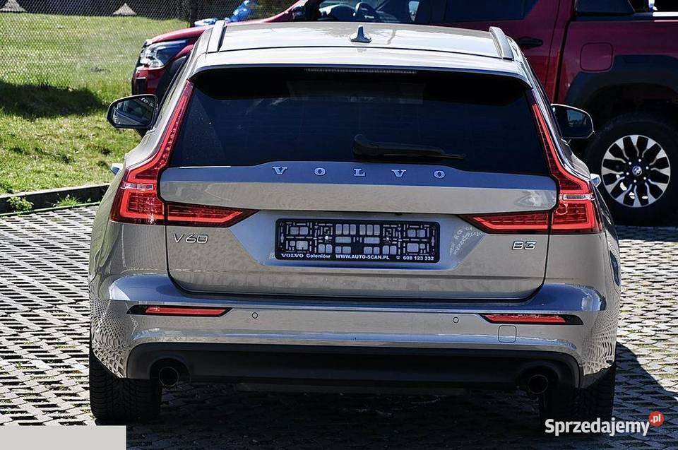 Volvo V60 B3 20 benzyna B Geartronic Momentum nieuszkodzony zachodniopomorskie Goleniów sprzedam